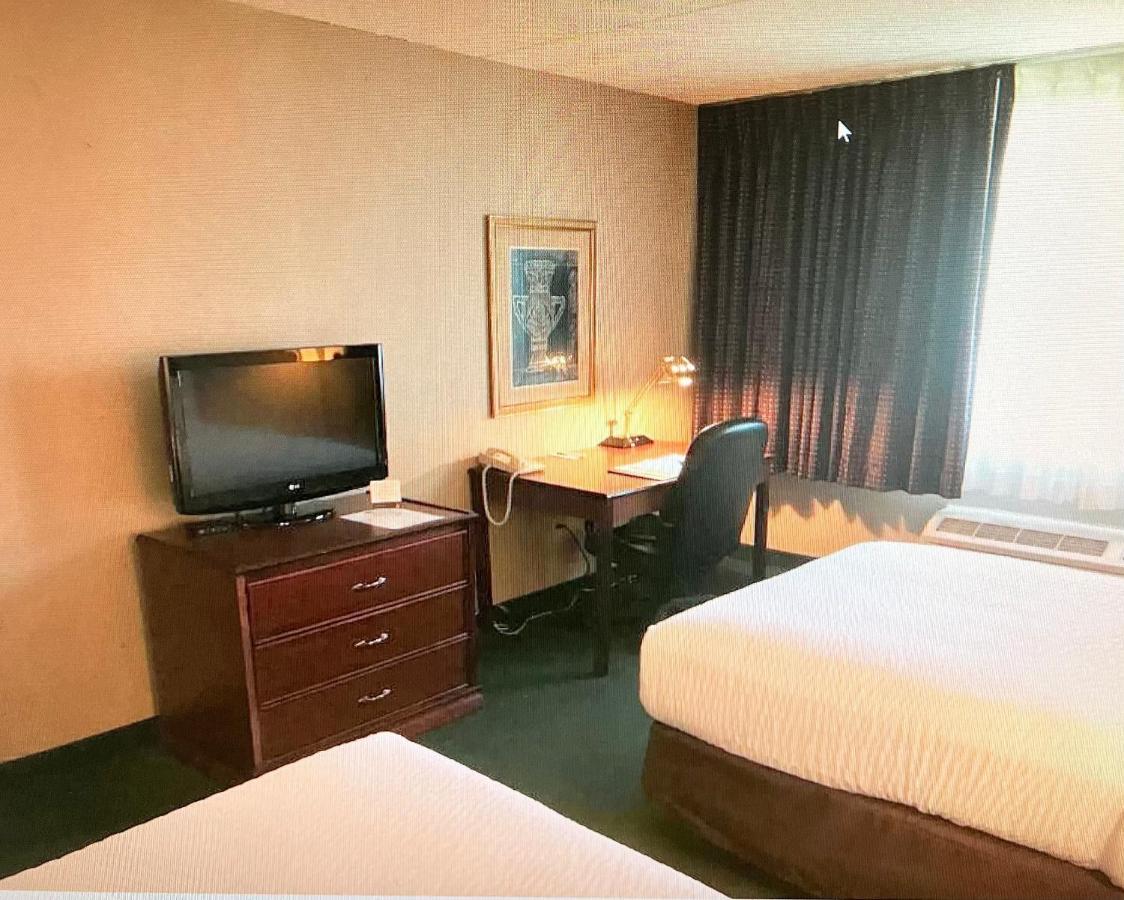 The Marx - Downtown - Area Hotel Oneonta