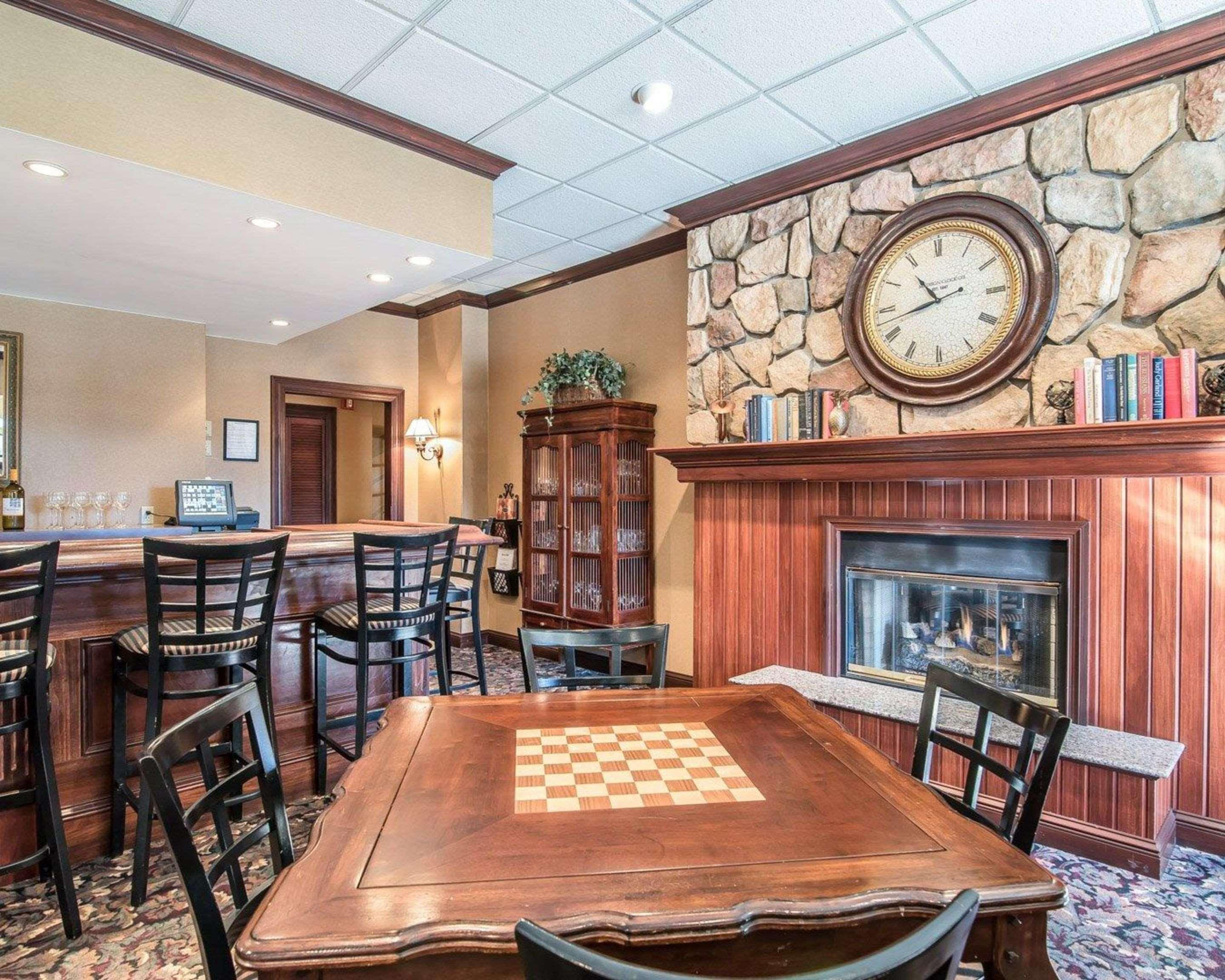 The Marx - Downtown - Area Hotel Oneonta